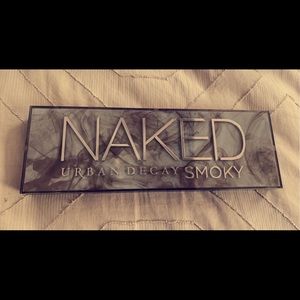 Urban Decay Naked Smoky Palette